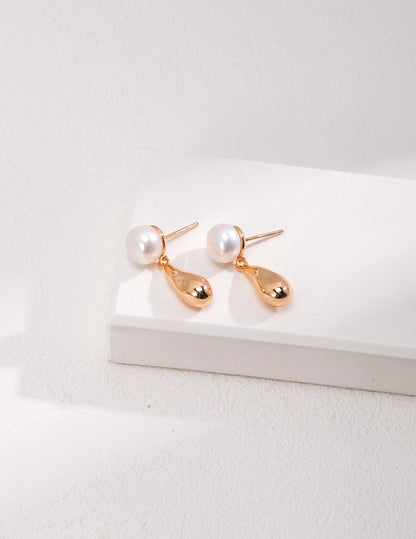 Lustrous Teardrop Pearl Earrings