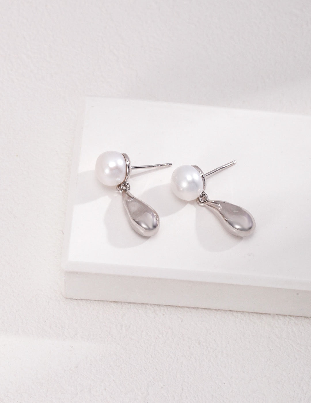 Lustrous Teardrop Pearl Earrings