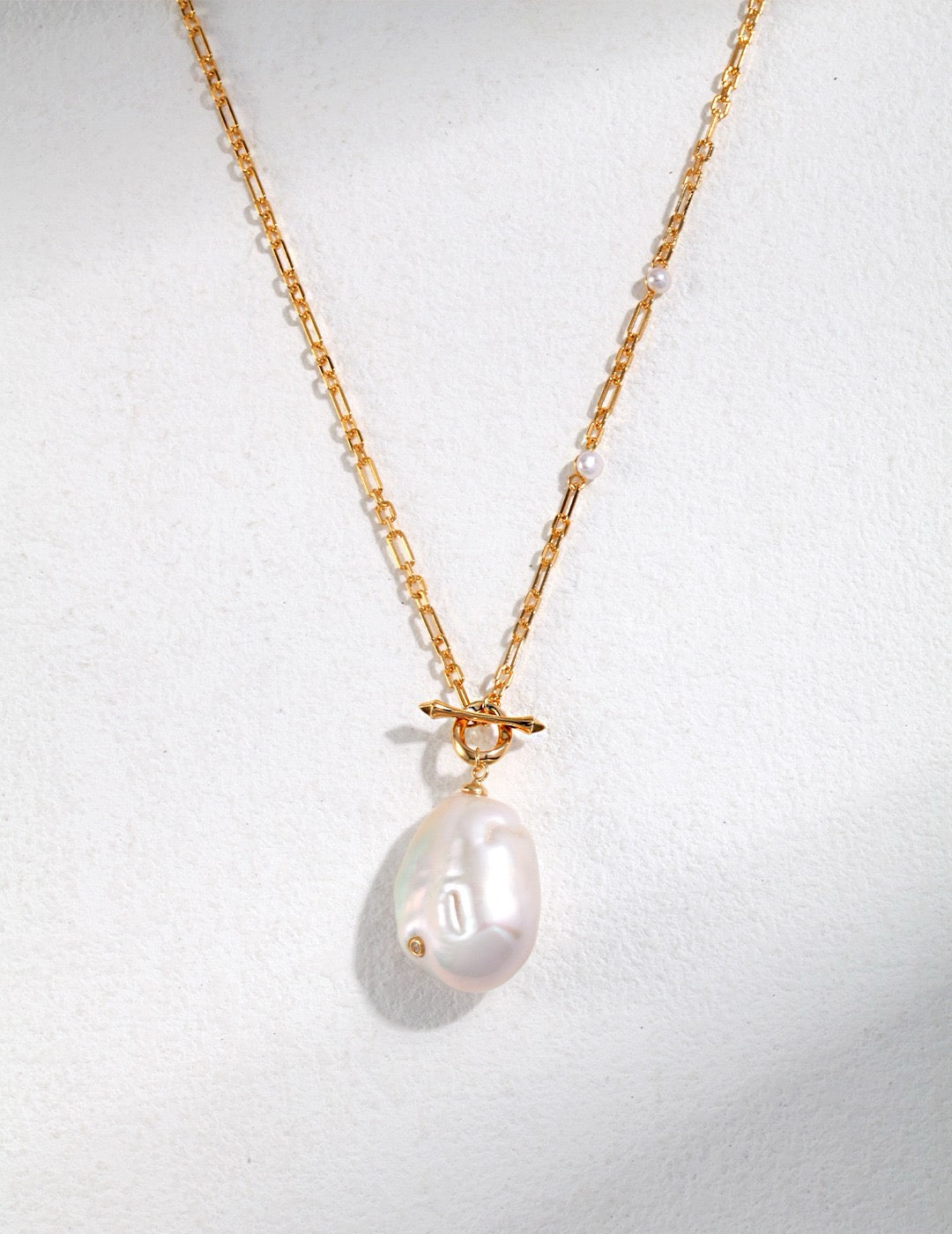 Baroque Beauty Pearl Long Necklace