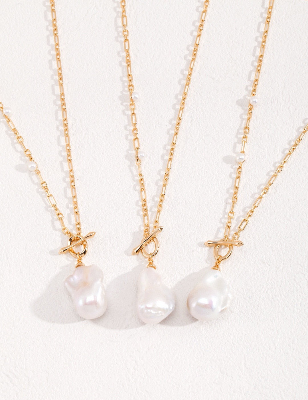 Baroque Beauty Pearl Long Necklace