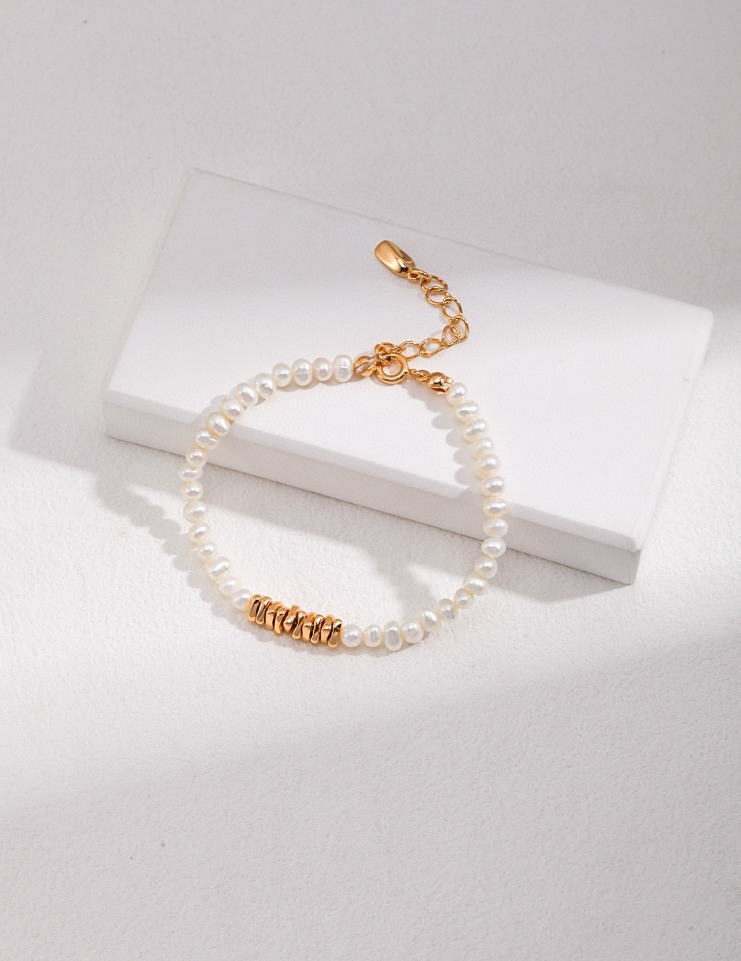 Pearl Flake bracelet