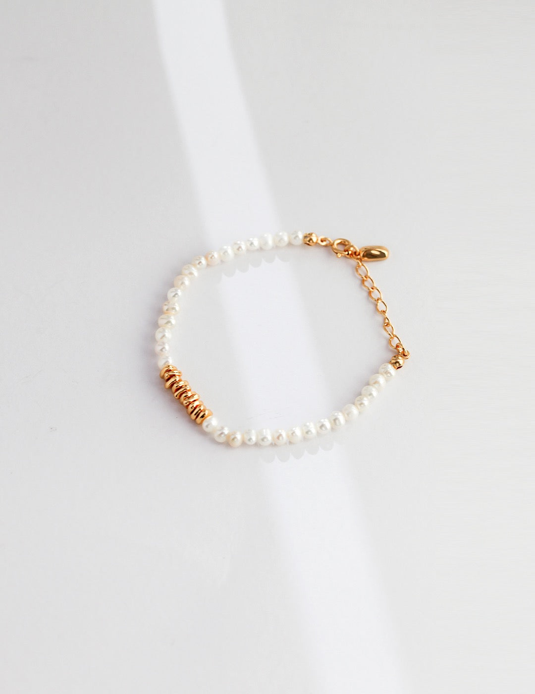 Pearl Flake bracelet