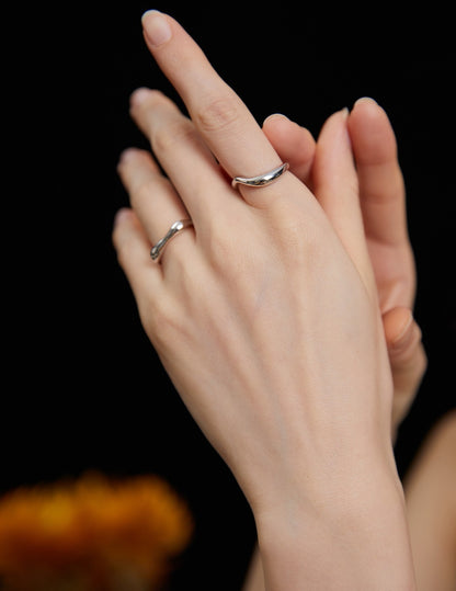 Sleek Curve Minimalist Ring