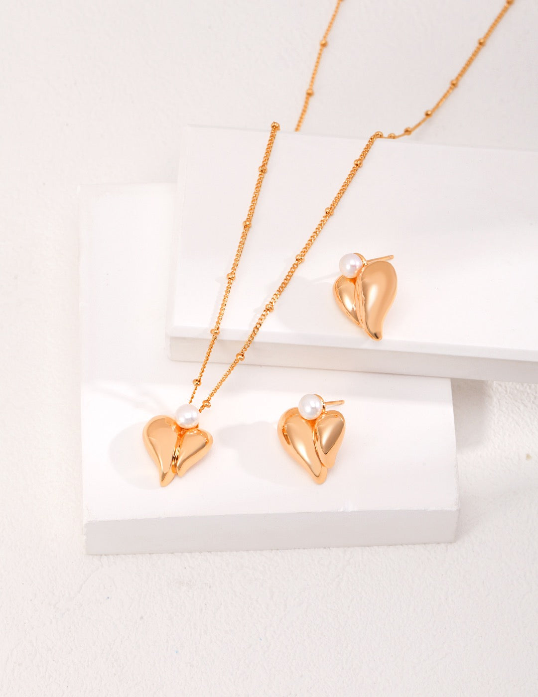 Heart of Light Pearl Necklace